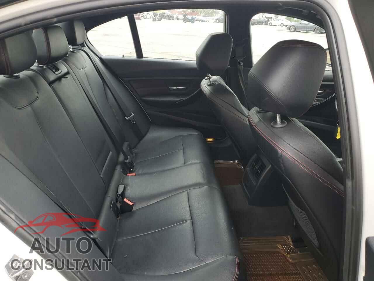 BMW 3 SERIES 2013 - WBA3A9C51DF475484