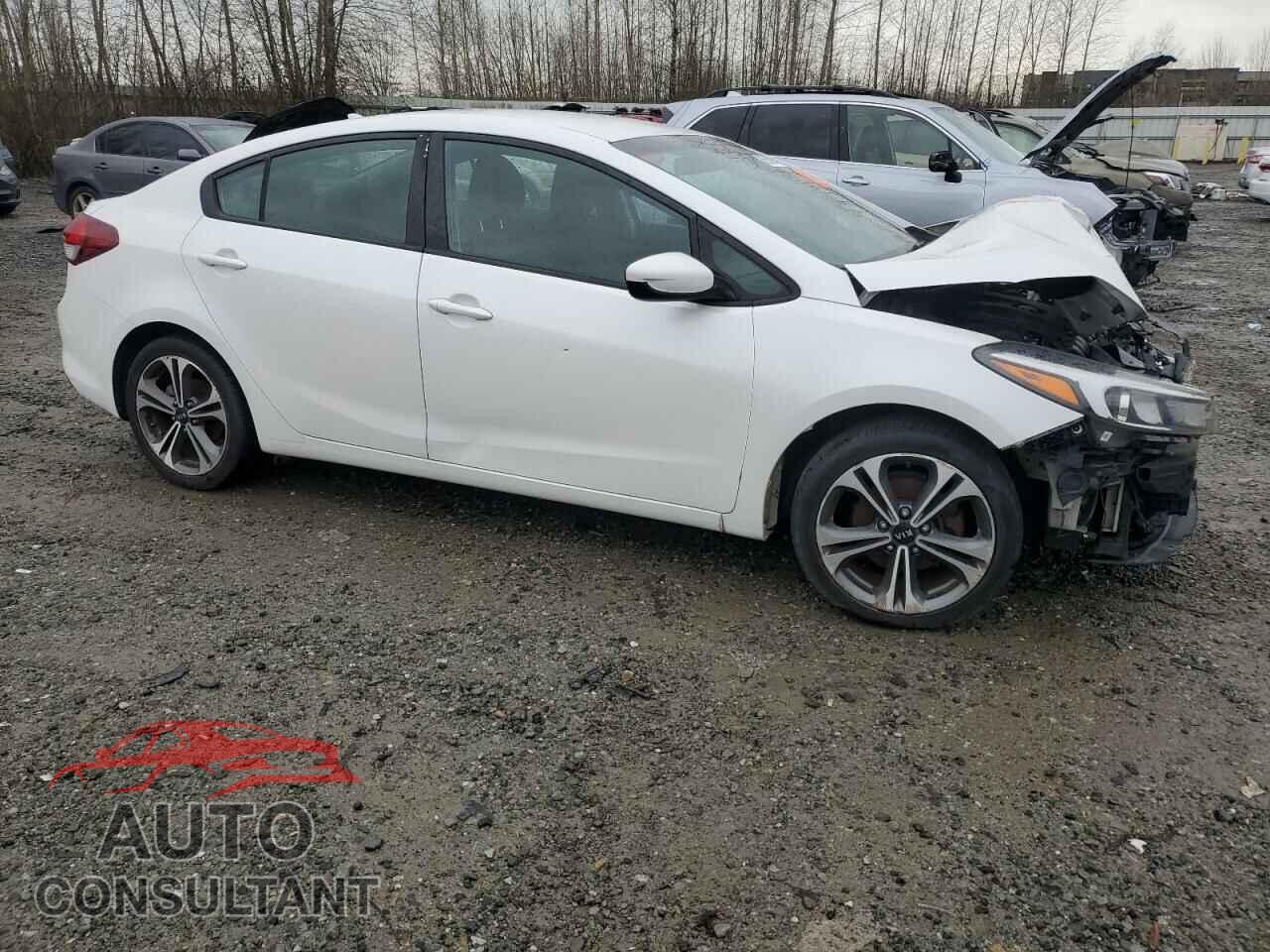 KIA FORTE 2017 - 3KPFL4A79HE136859
