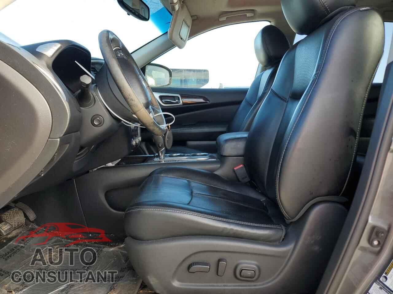 NISSAN PATHFINDER 2015 - 5N1AR2MN1FC701192