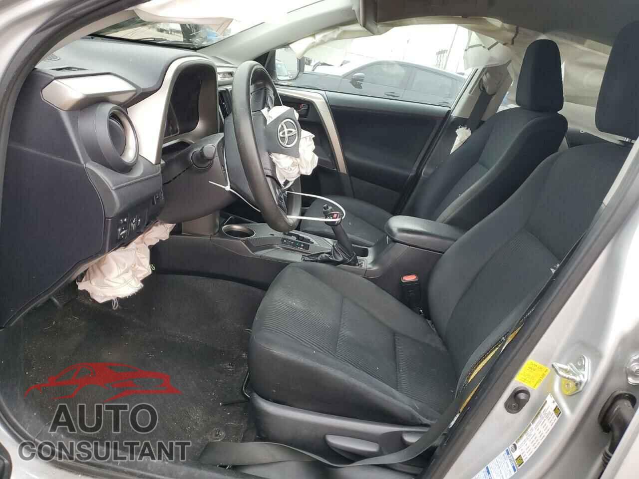 TOYOTA RAV4 2015 - 2T3BFREV5FW276128