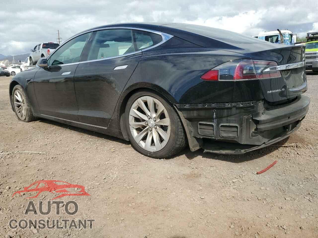 TESLA MODEL S 2018 - 5YJSA1E20JF294041