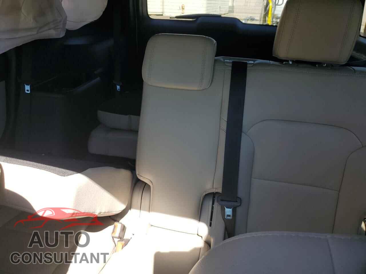 FORD EXPLORER 2018 - 1FM5K7D81JGB09872