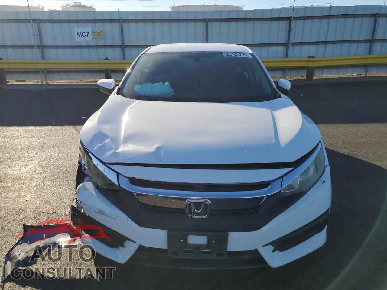 HONDA CIVIC 2017 - 2HGFC2F56HH571551