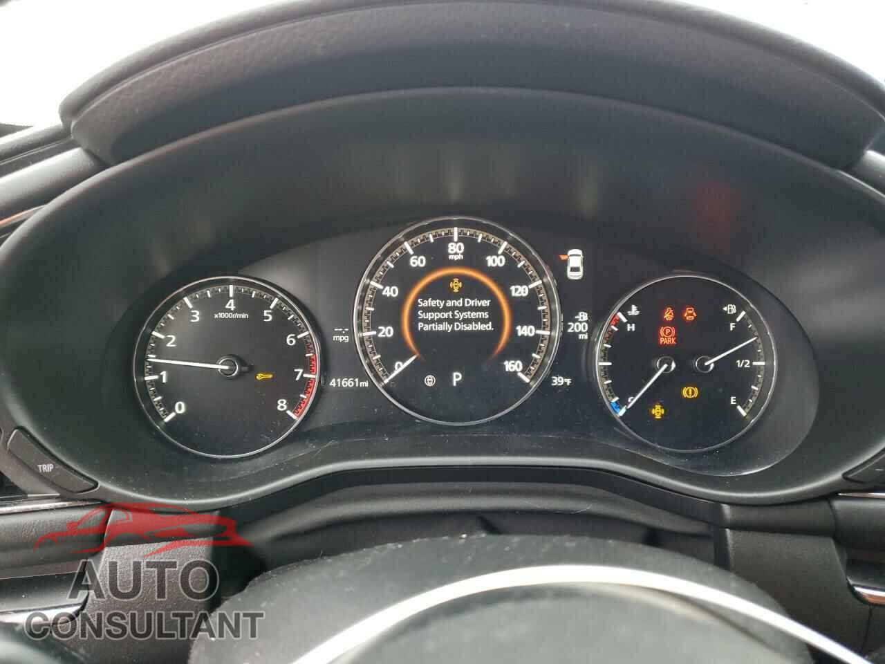 MAZDA 3 2019 - JM1BPBAM8K1118330