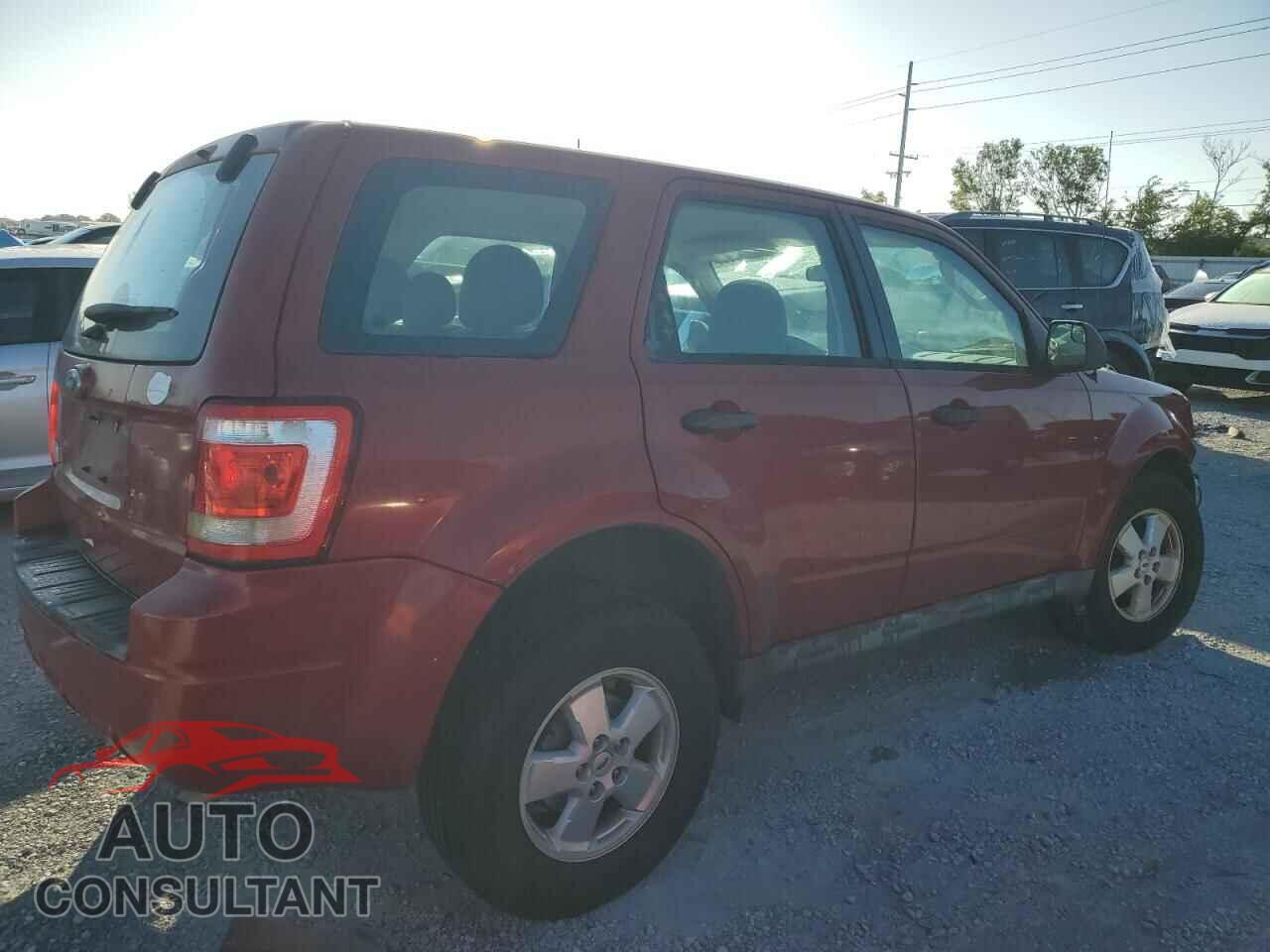 FORD ESCAPE 2011 - 1FMCU0C78BKC40233