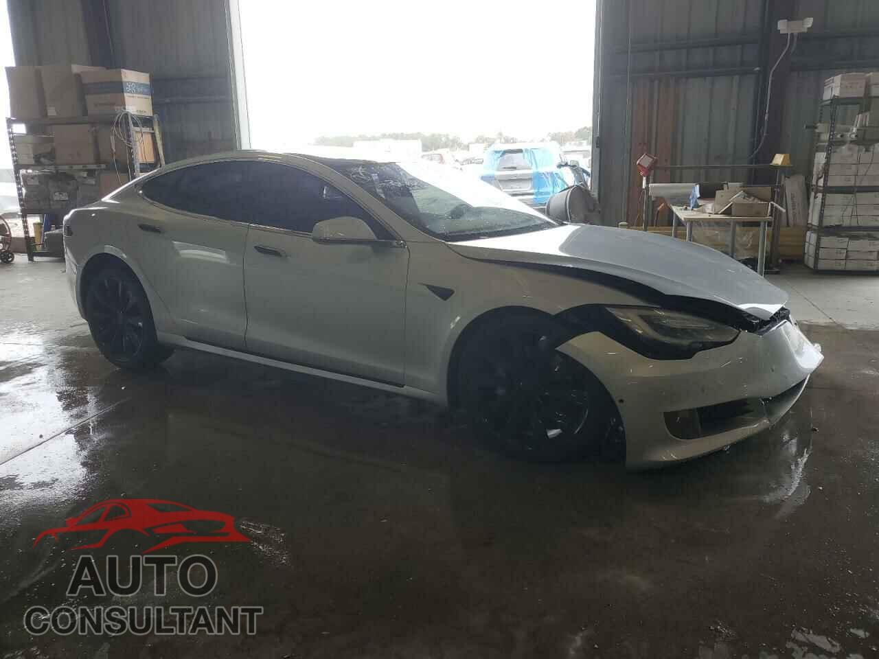 TESLA MODEL S 2017 - 5YJSA1E17HF210539