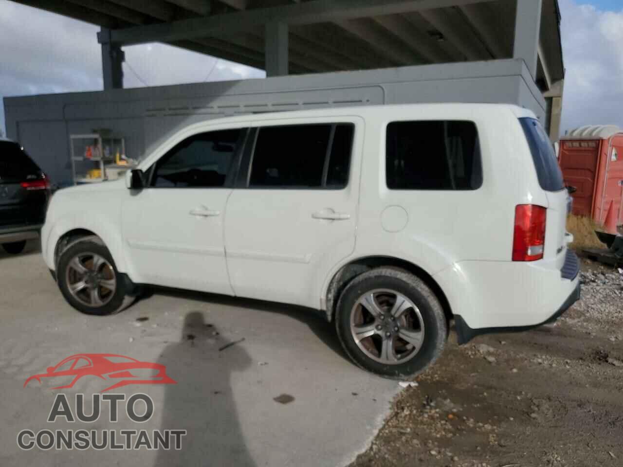 HONDA PILOT 2015 - 5FNYF3H37FB034061