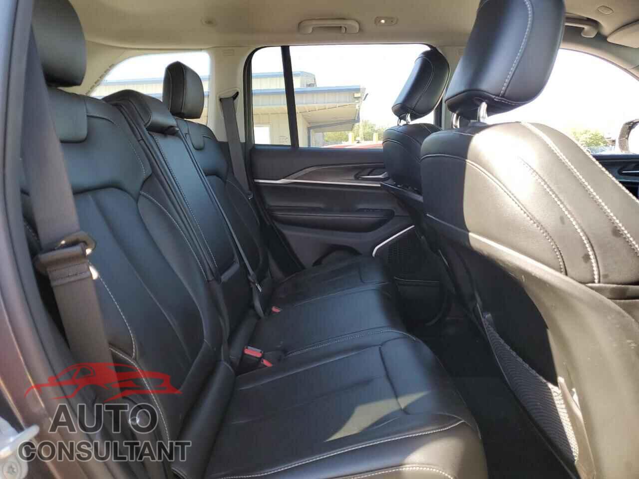 JEEP GRAND CHER 2023 - 1C4RJGBG5PC549516