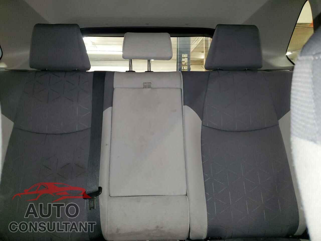 TOYOTA RAV4 2019 - JTMP1RFV2KD513698