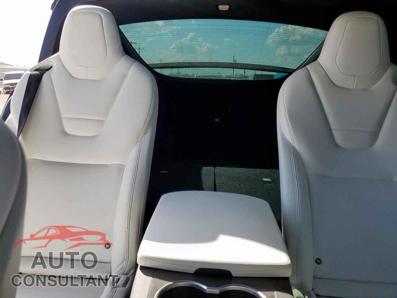 TESLA MODEL X 2017 - 5YJXCBE21HF050463