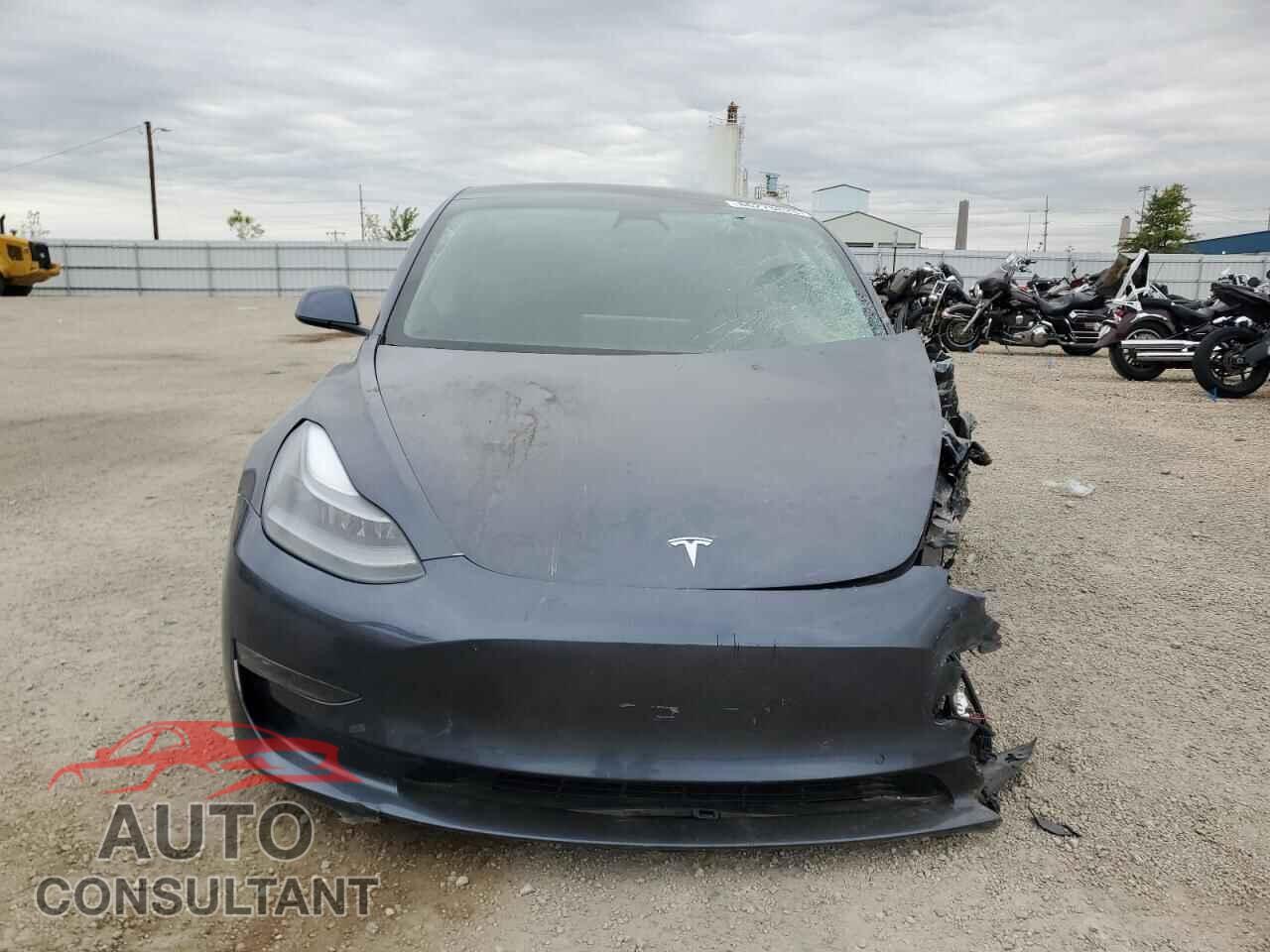 TESLA MODEL 3 2021 - 5YJ3E1EB8MF099883