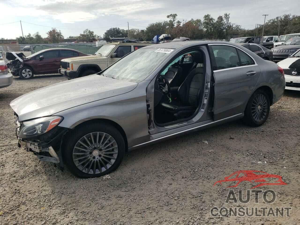 MERCEDES-BENZ C-CLASS 2015 - 55SWF4KB4FU019500