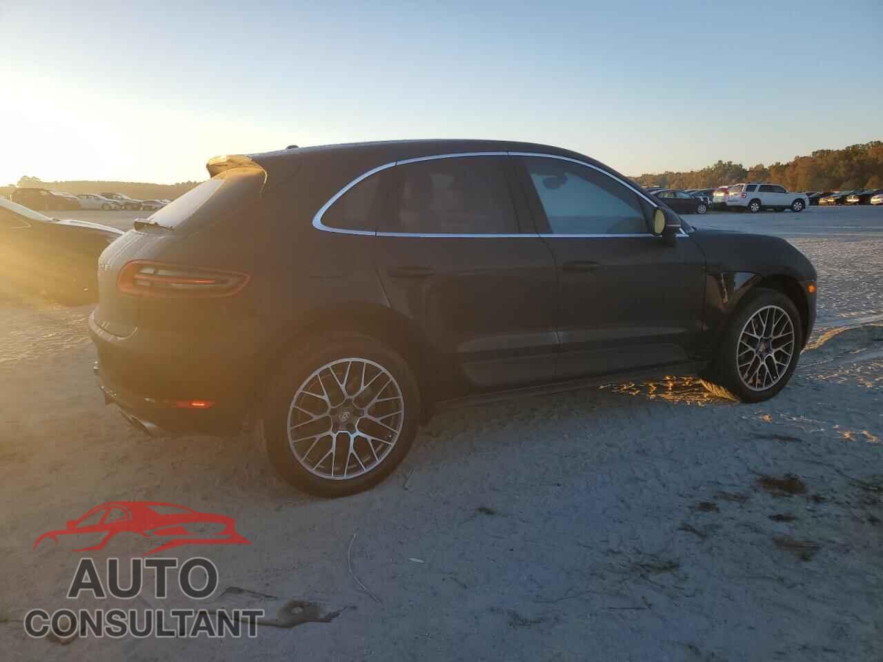 PORSCHE MACAN 2016 - WP1AB2A54GLB49703