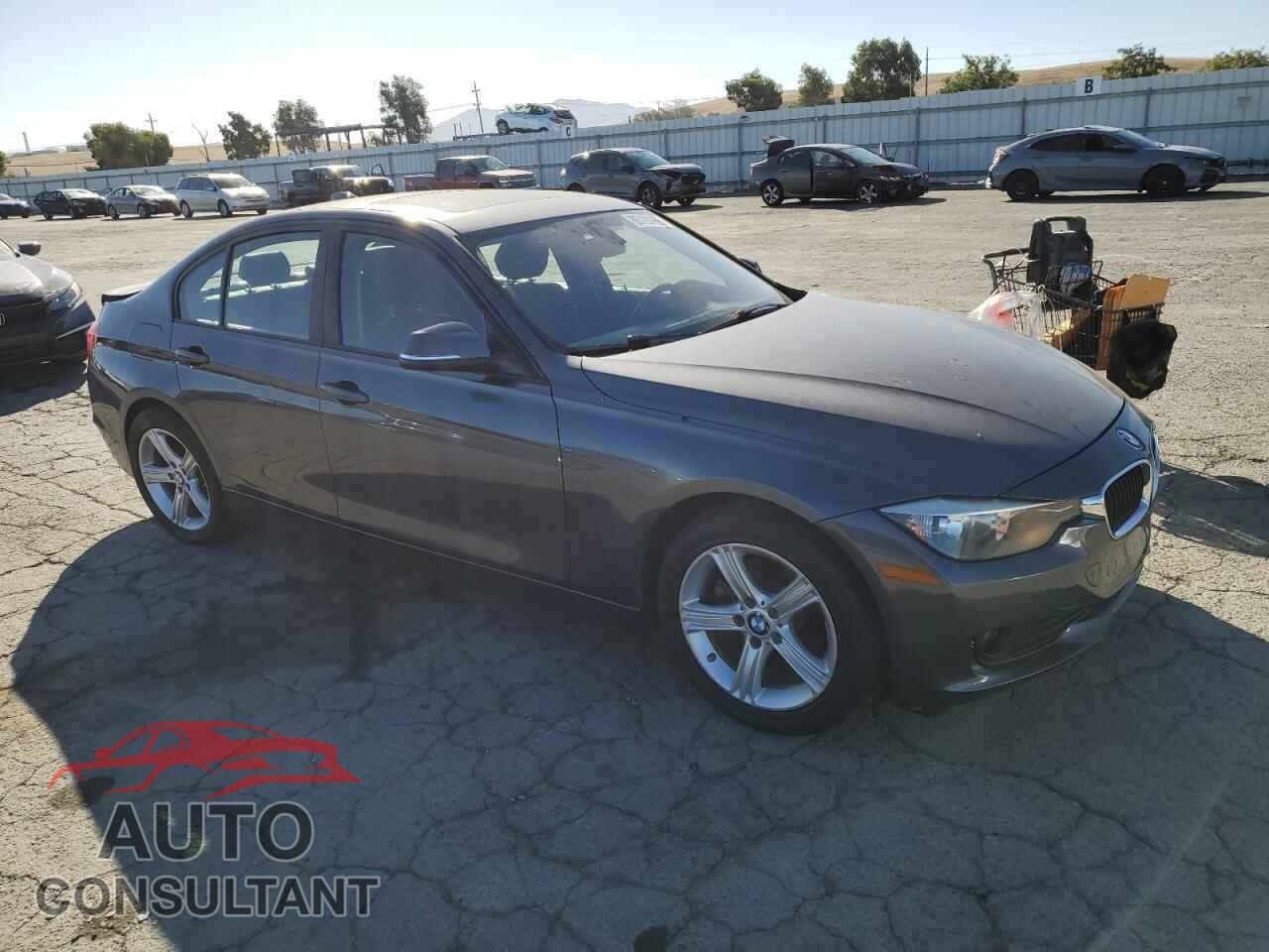 BMW 3 SERIES 2012 - WBA3A5C52CF340120