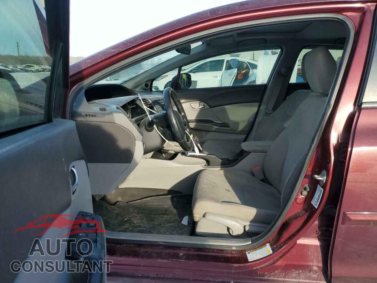 HONDA CIVIC 2012 - 2HGFB2F57CH040015