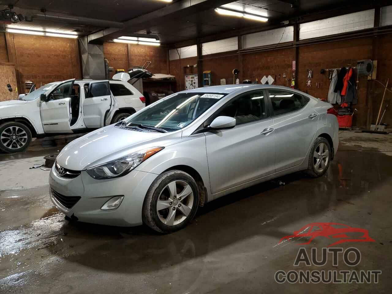 HYUNDAI ELANTRA 2013 - 5NPDH4AE9DH165999
