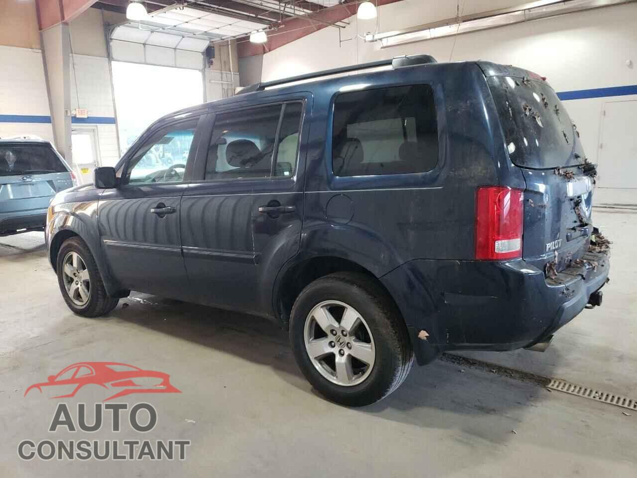 HONDA PILOT 2011 - 5FNYF4H40BB016235