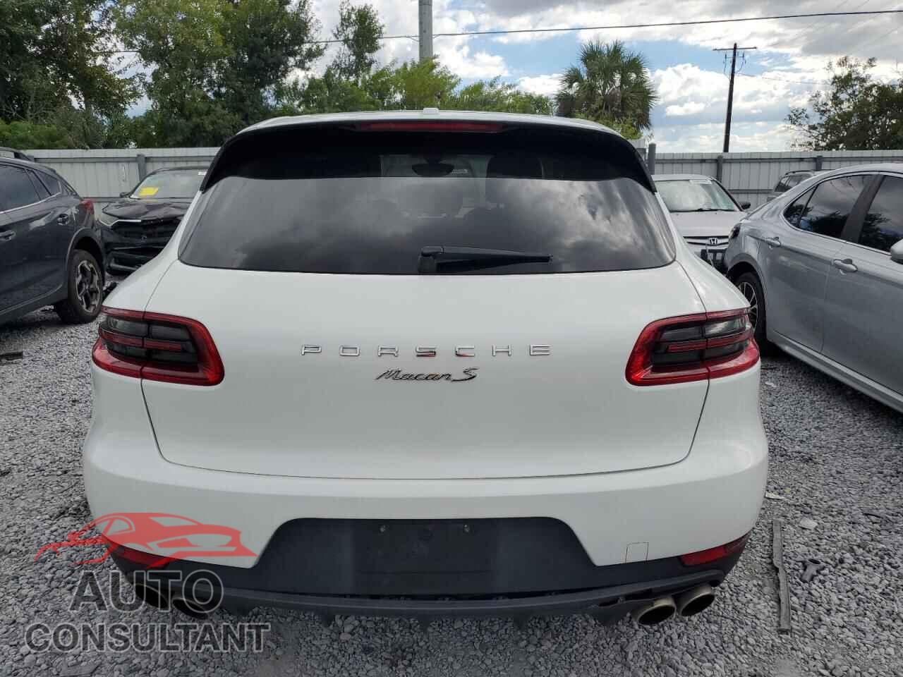 PORSCHE MACAN 2015 - WP1AB2A54FLB60991