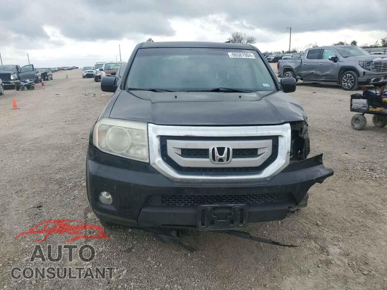 HONDA PILOT 2011 - 5FNYF3H63BB047359