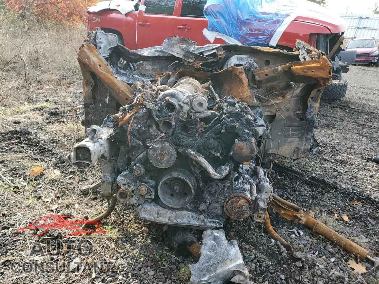 PORSCHE CAYENNE 2024 - WP1AA2AY3RDA12729