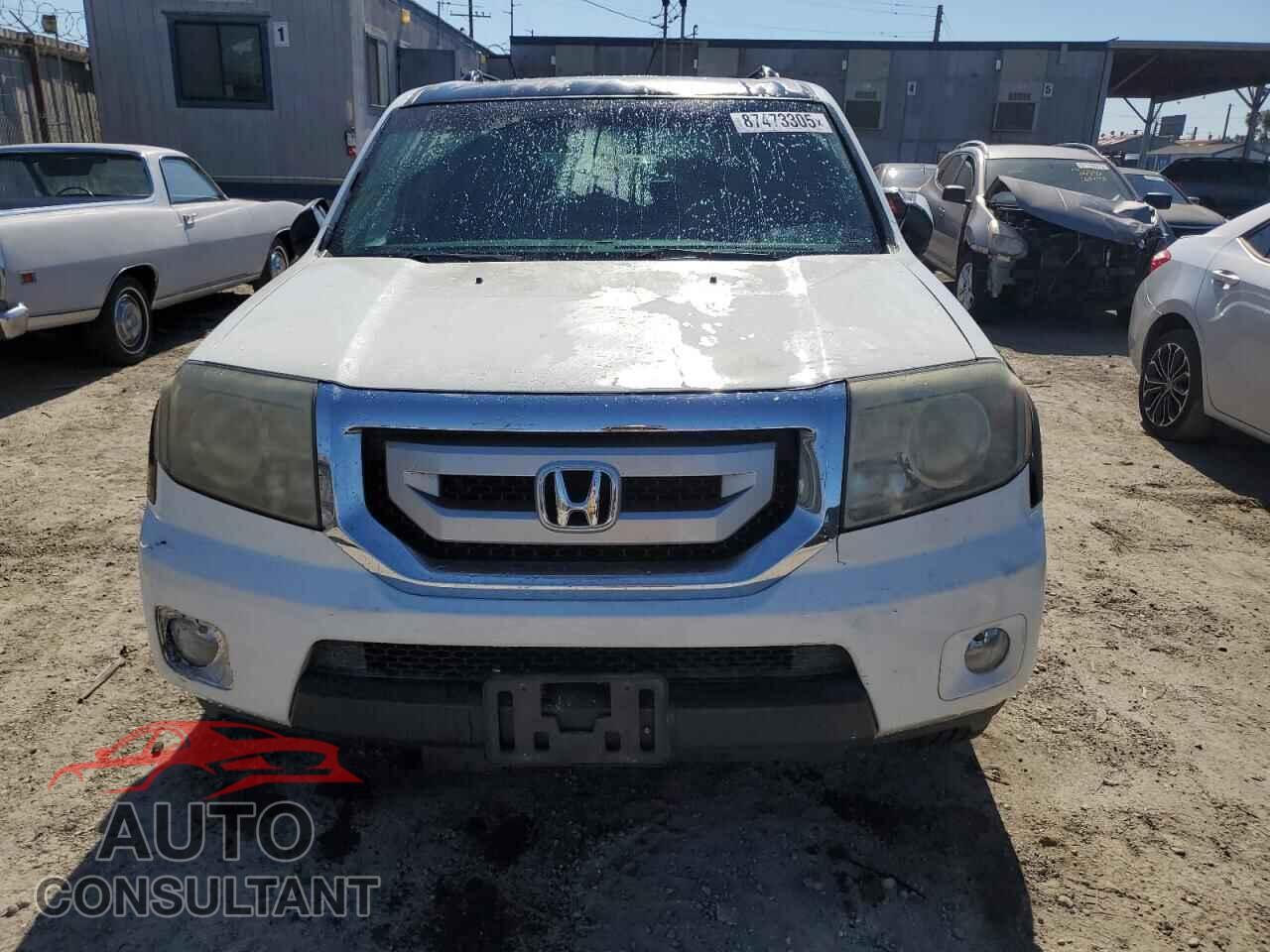 HONDA PILOT 2011 - 5FNYF3H56BB009681