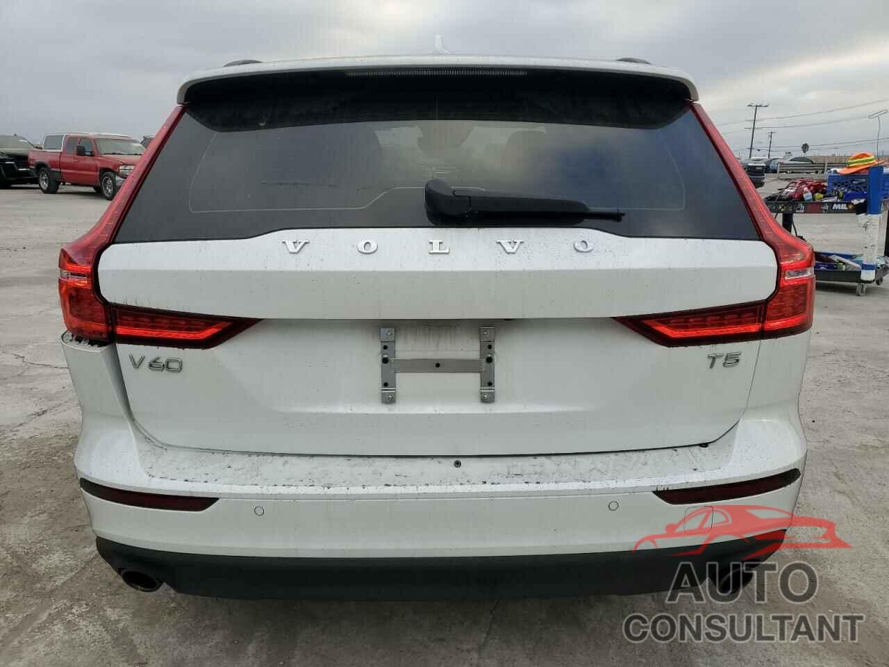 VOLVO V60 2020 - YV1102EK7L2389572