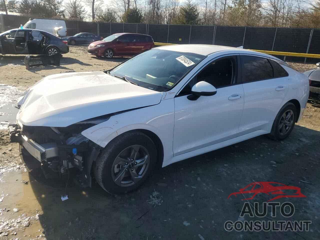 KIA K5 2022 - 5XXG14J20NG125086