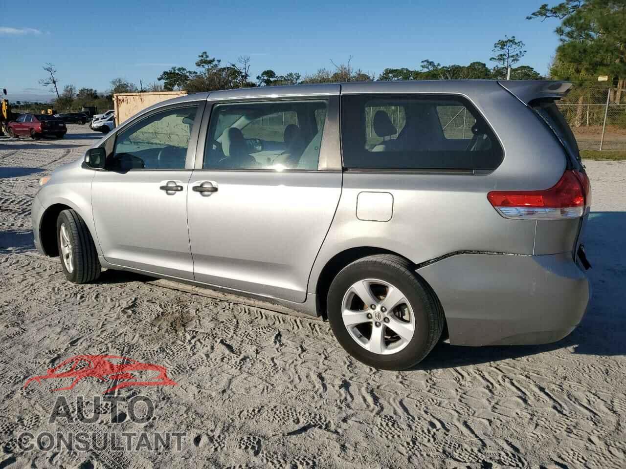 TOYOTA SIENNA 2012 - 5TDKA3DC6CS012408