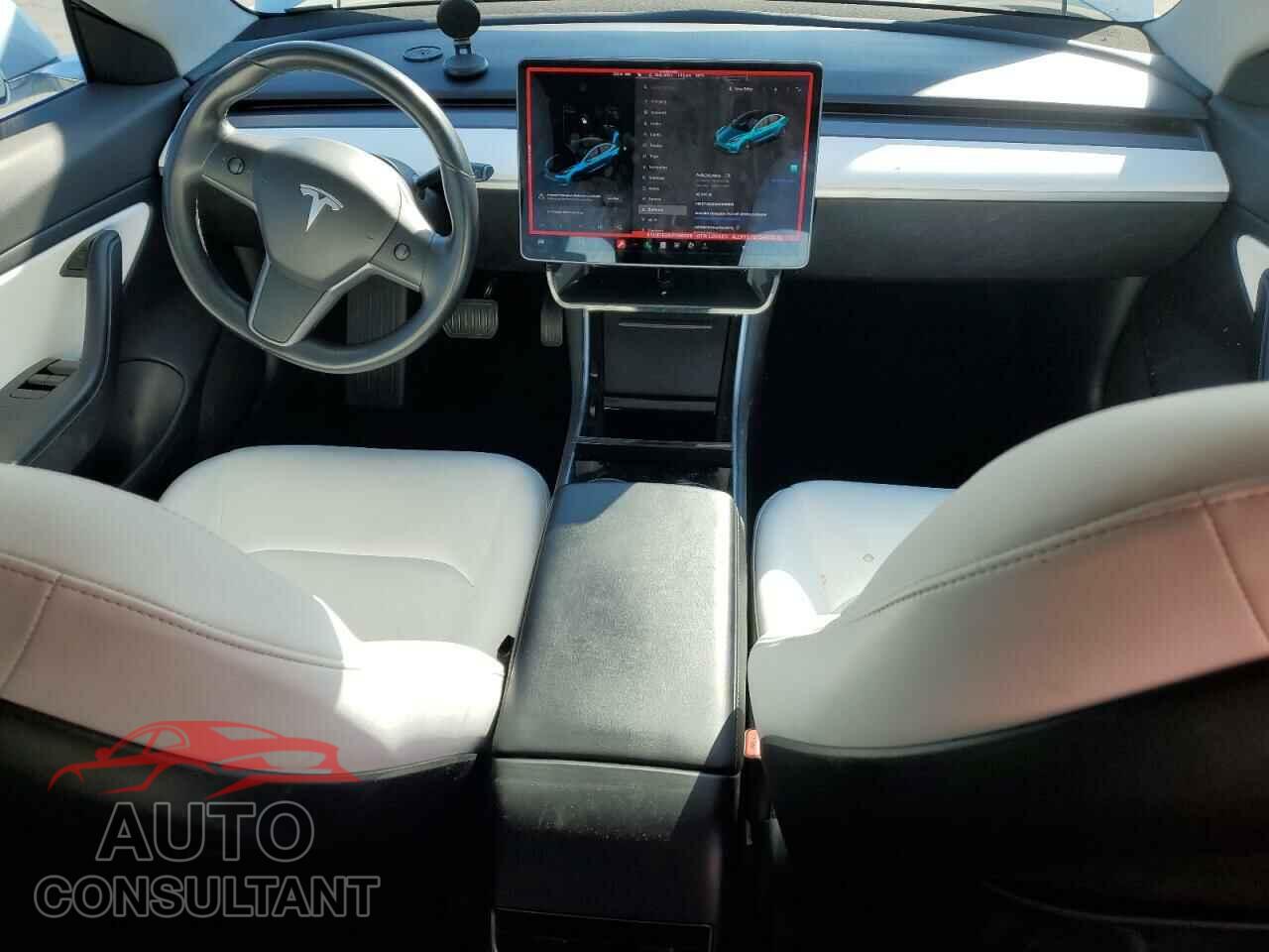 TESLA MODEL 3 2018 - 5YJ3E1EB9JF096826