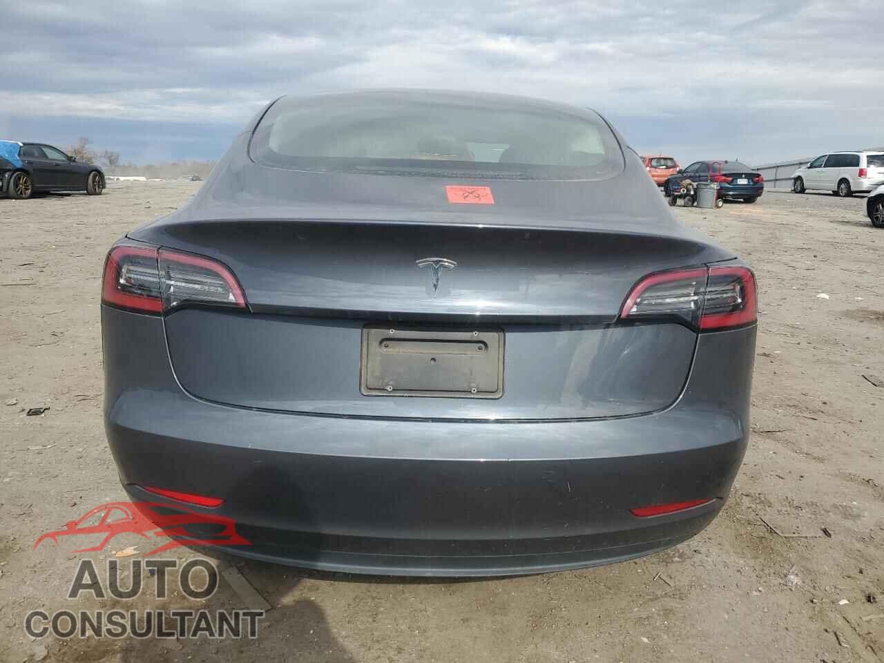 TESLA MODEL 3 2023 - 5YJ3E1EA9PF400298