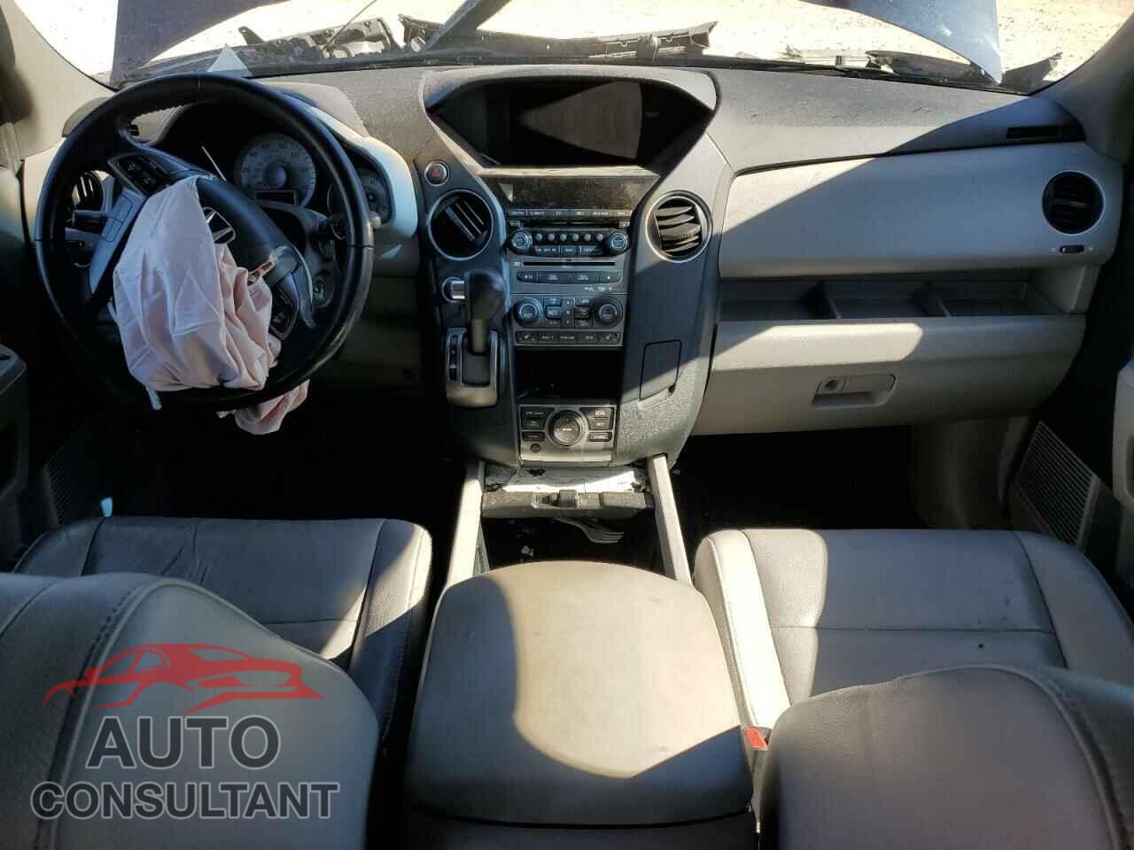 HONDA PILOT 2012 - 5FNYF4H97CB010171