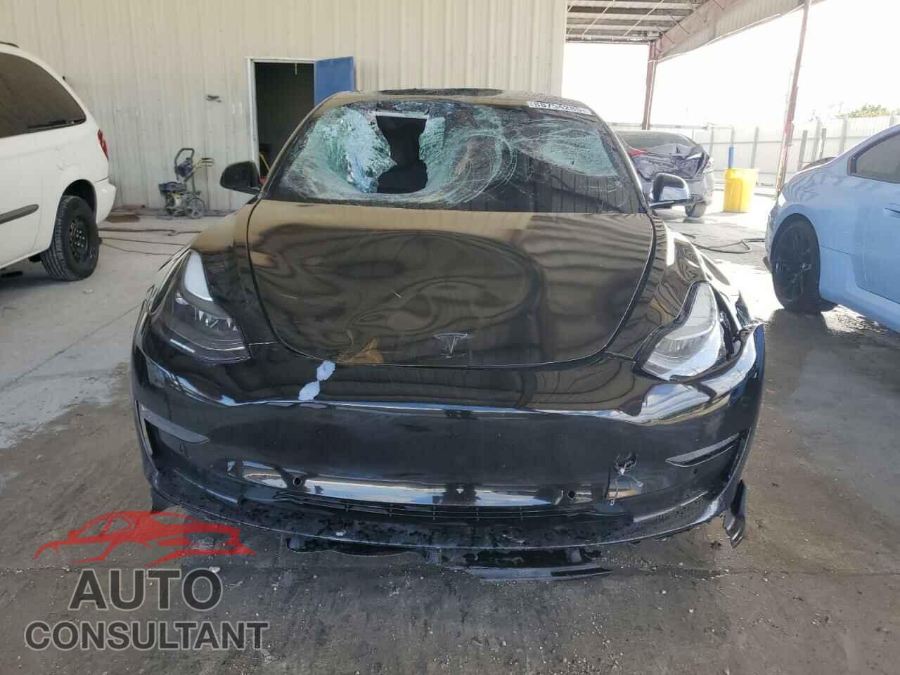 TESLA MODEL 3 2021 - 5YJ3E1EA2MF048564