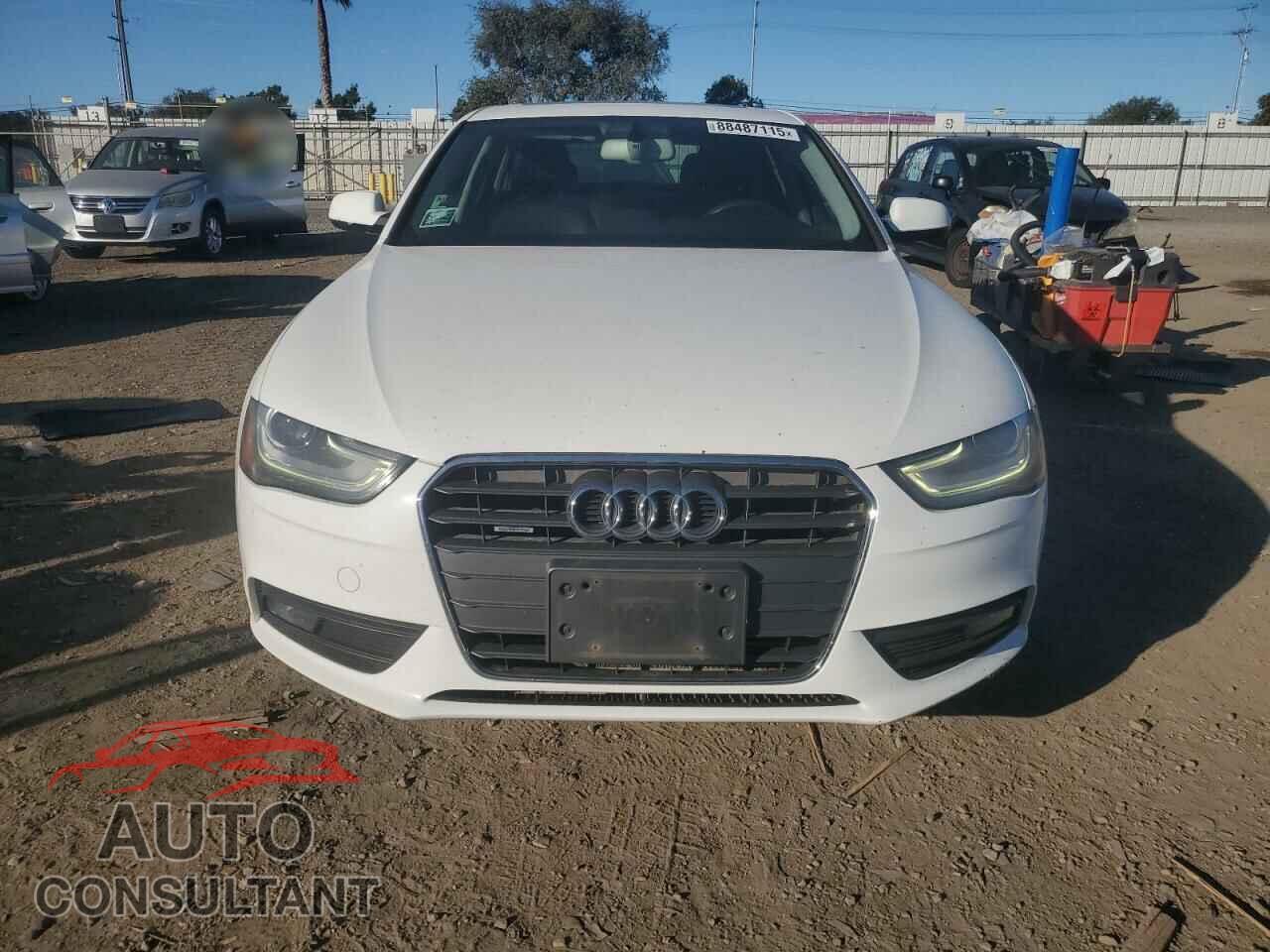 AUDI A4 2013 - WAUFFAFL6DN004835