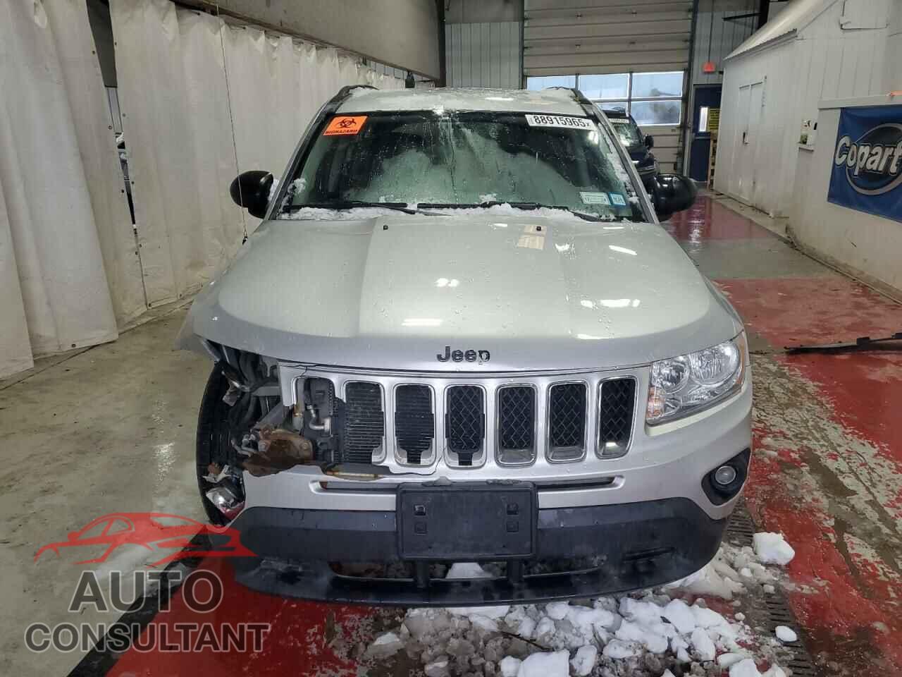 JEEP COMPASS 2011 - 1J4NF1FB2BD210804