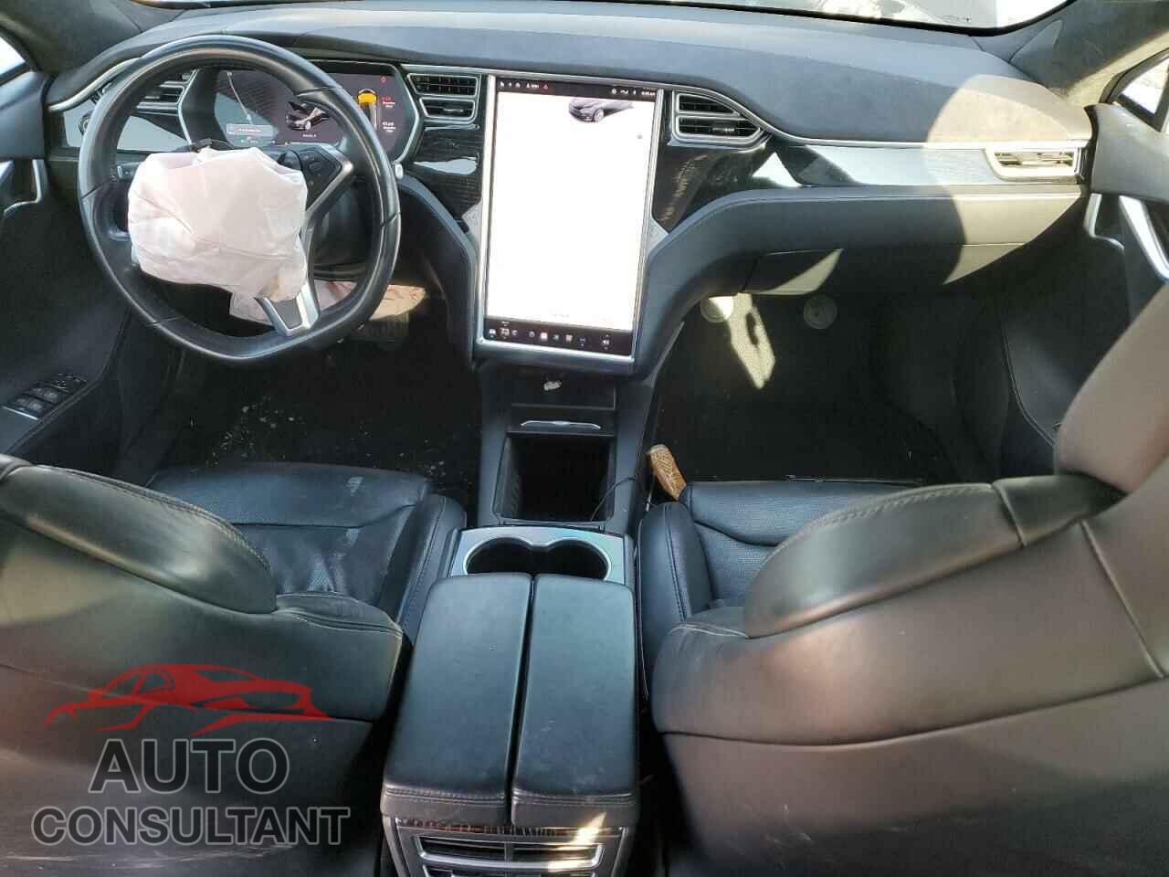 TESLA MODEL S 2017 - 5YJSA1E20HF181975