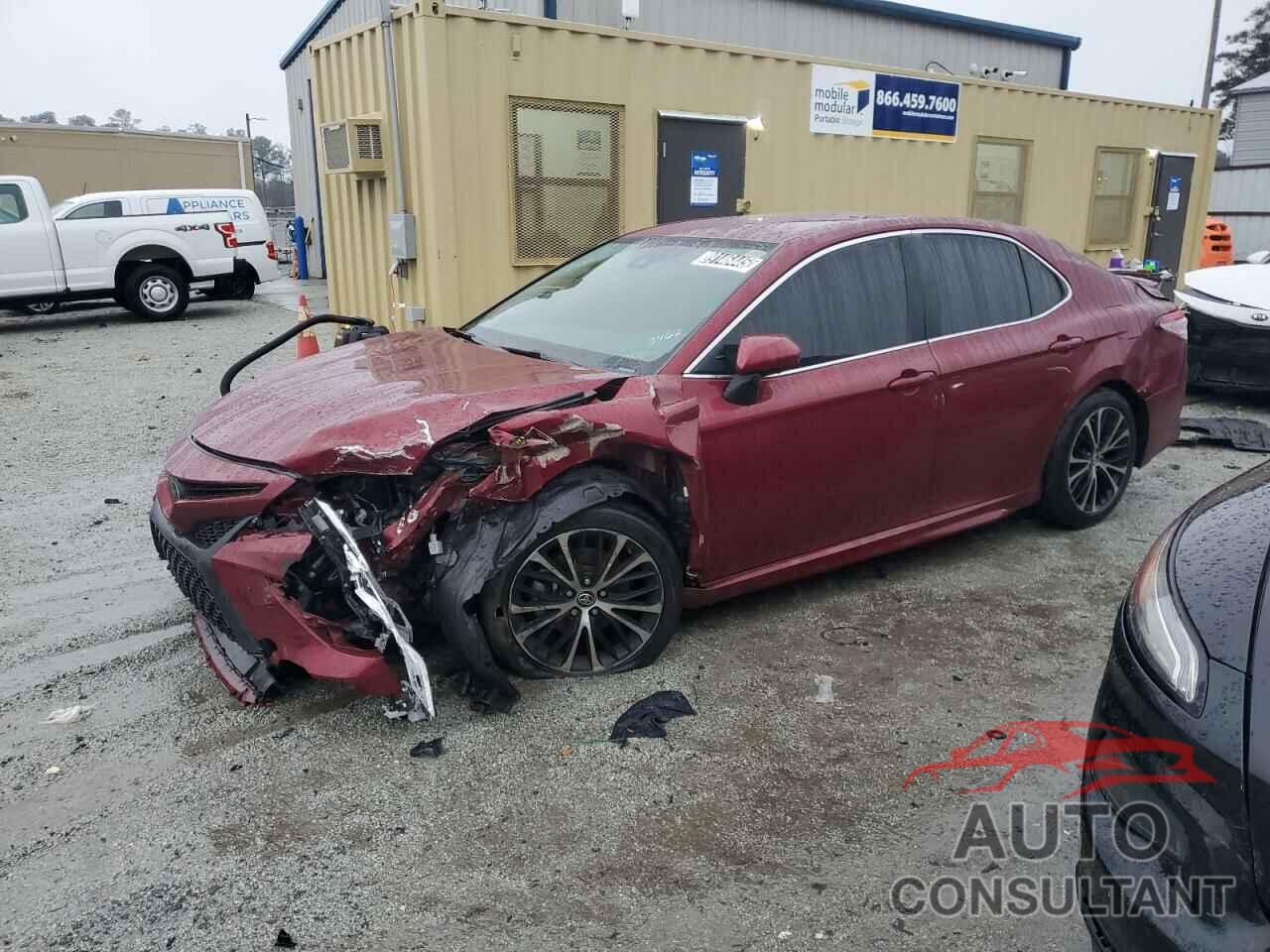 TOYOTA CAMRY 2018 - 4T1B11HK0JU523462
