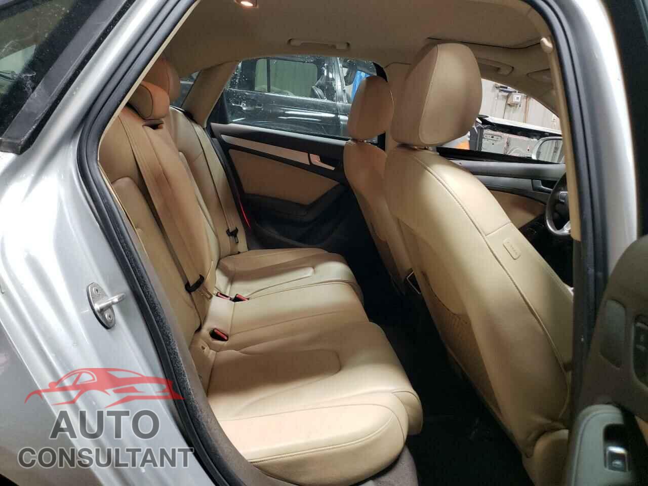 AUDI A4 2013 - WAUBFAFL0DA056385