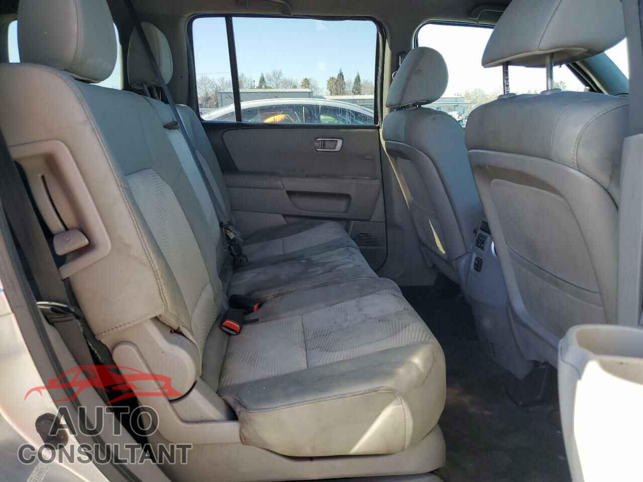 HONDA PILOT 2012 - 5FNYF4H20CB055035