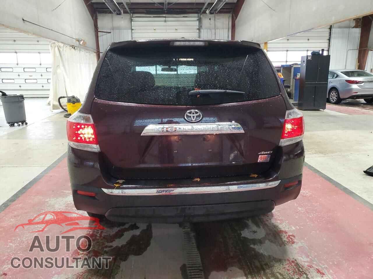 TOYOTA HIGHLANDER 2012 - 5TDBK3EH2CS159820