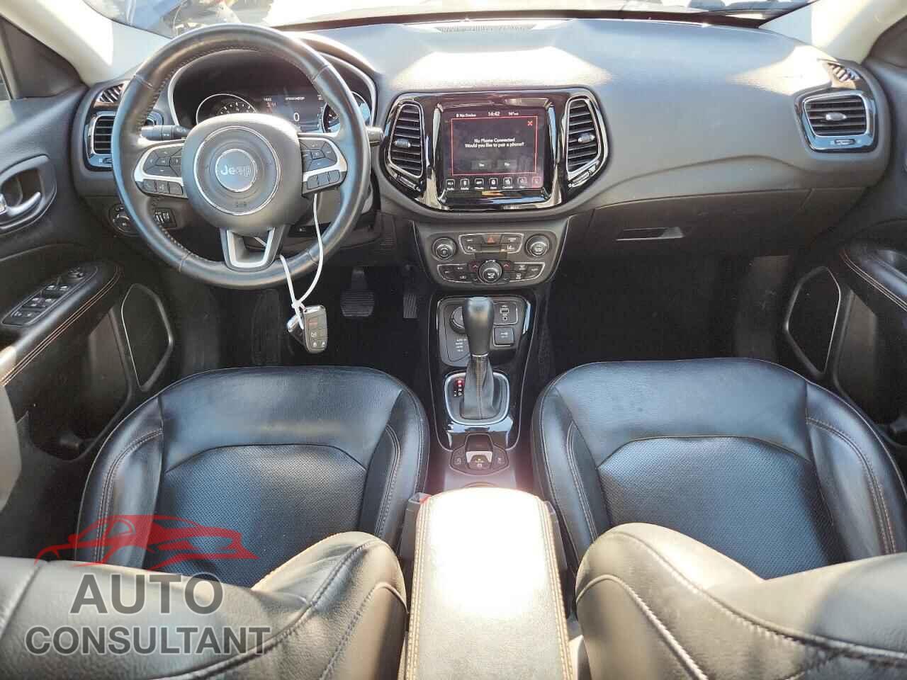 JEEP COMPASS 2018 - 3C4NJDCB0JT453787