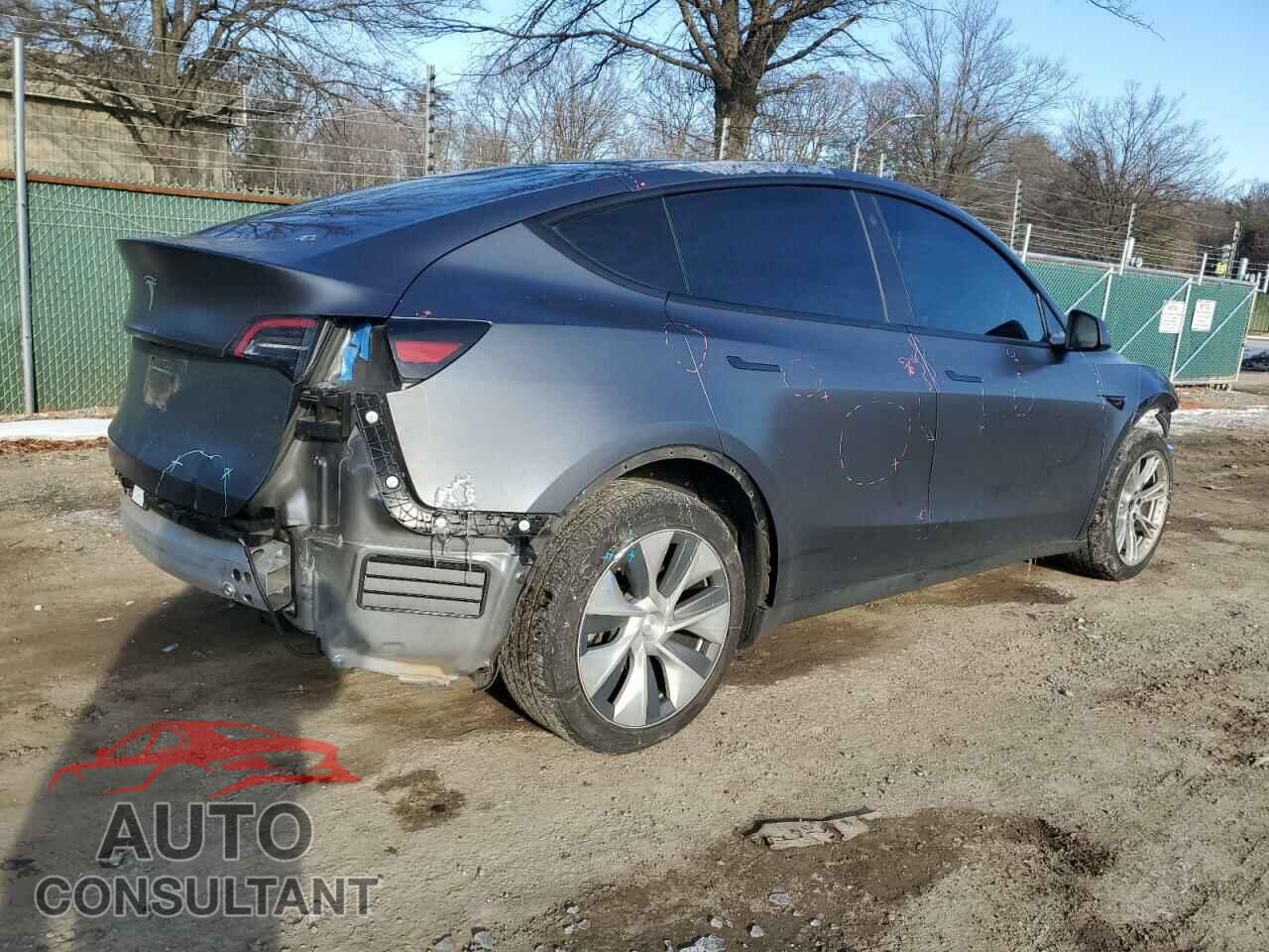 TESLA MODEL Y 2023 - 7SAYGDEE5PF610677