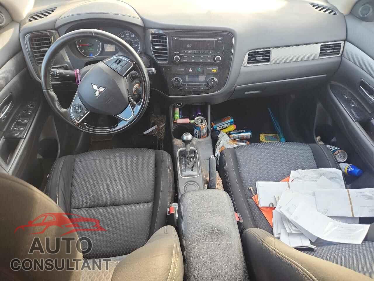MITSUBISHI OUTLANDER 2016 - JA4AD2A35GZ010794