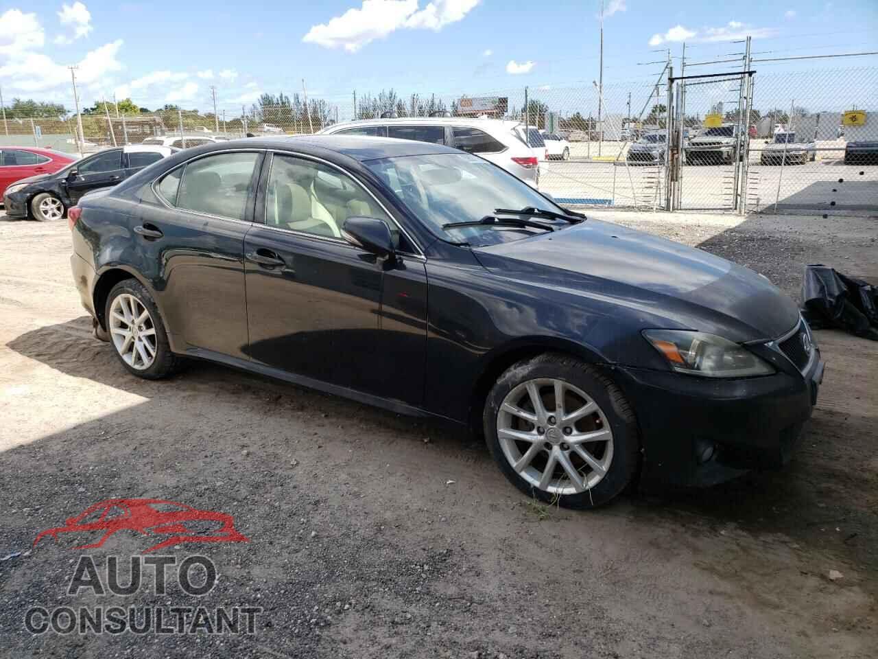 LEXUS IS 2013 - JTHCF5C26D5060989