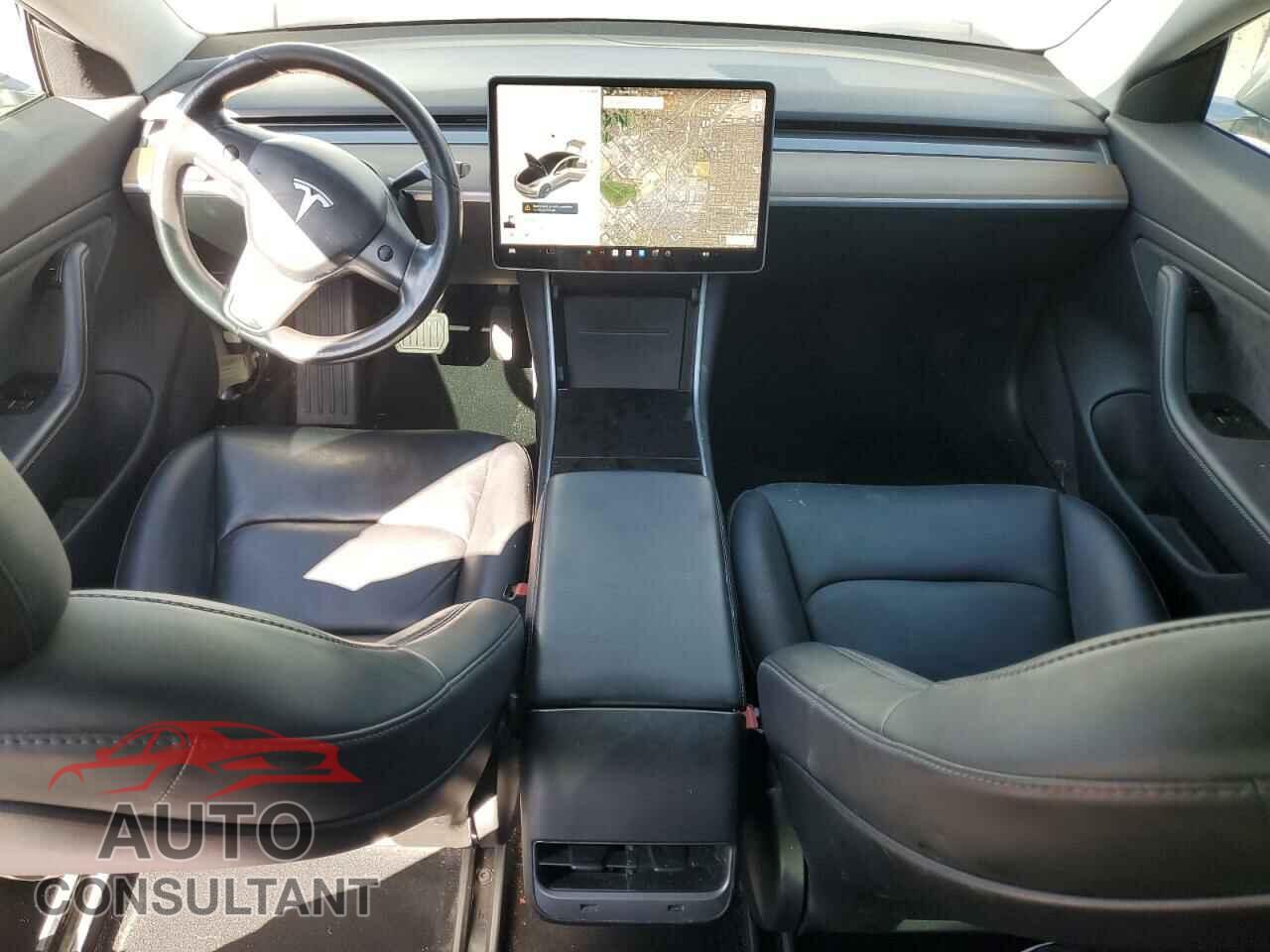 TESLA MODEL 3 2018 - 5YJ3E1EA3JF040727