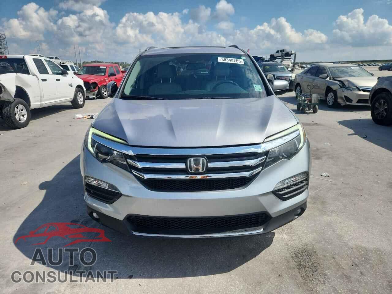 HONDA PILOT 2018 - 5FNYF5H92JB006113