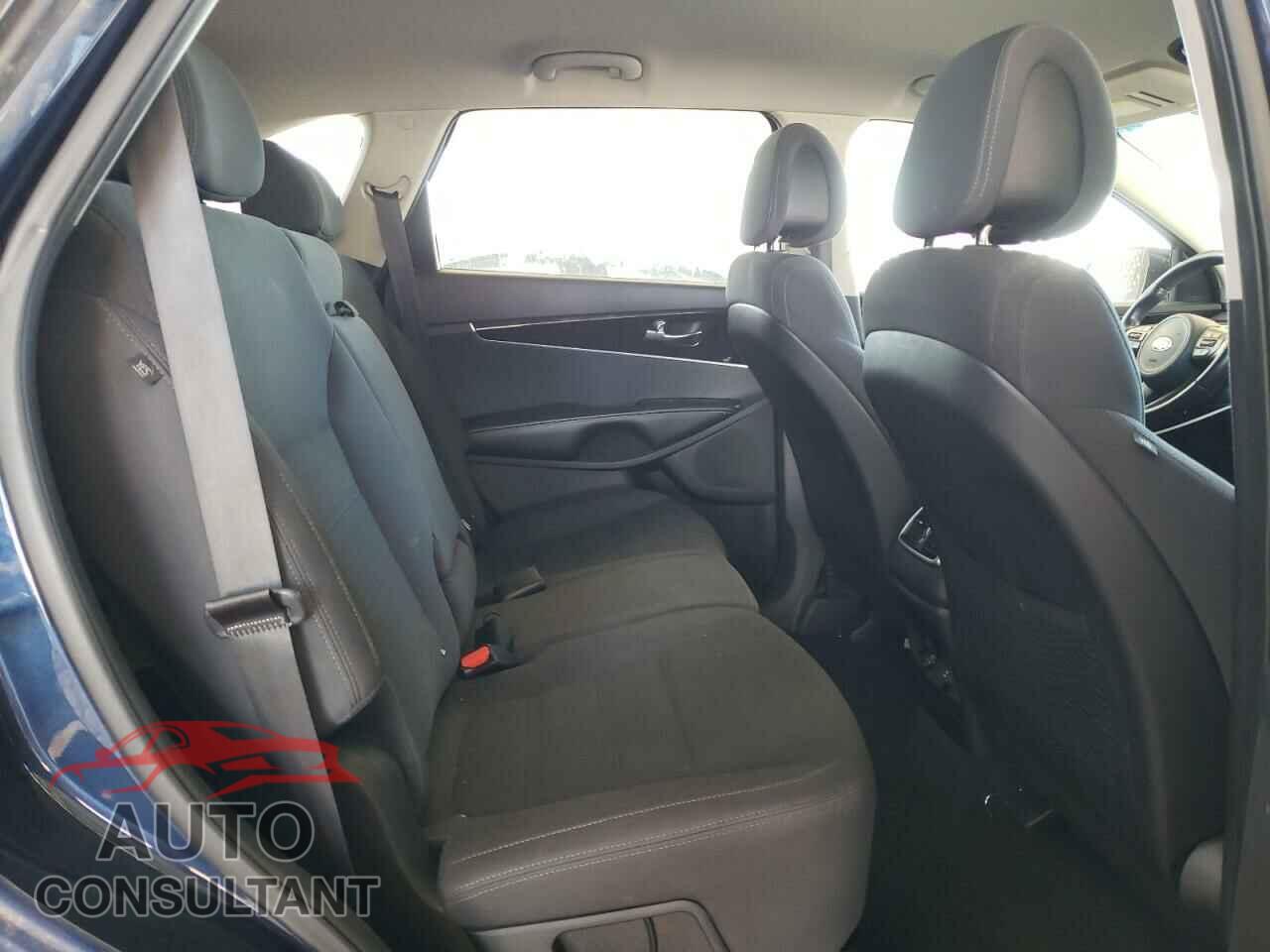 KIA SORENTO 2016 - 5XYPGDA33GG025229