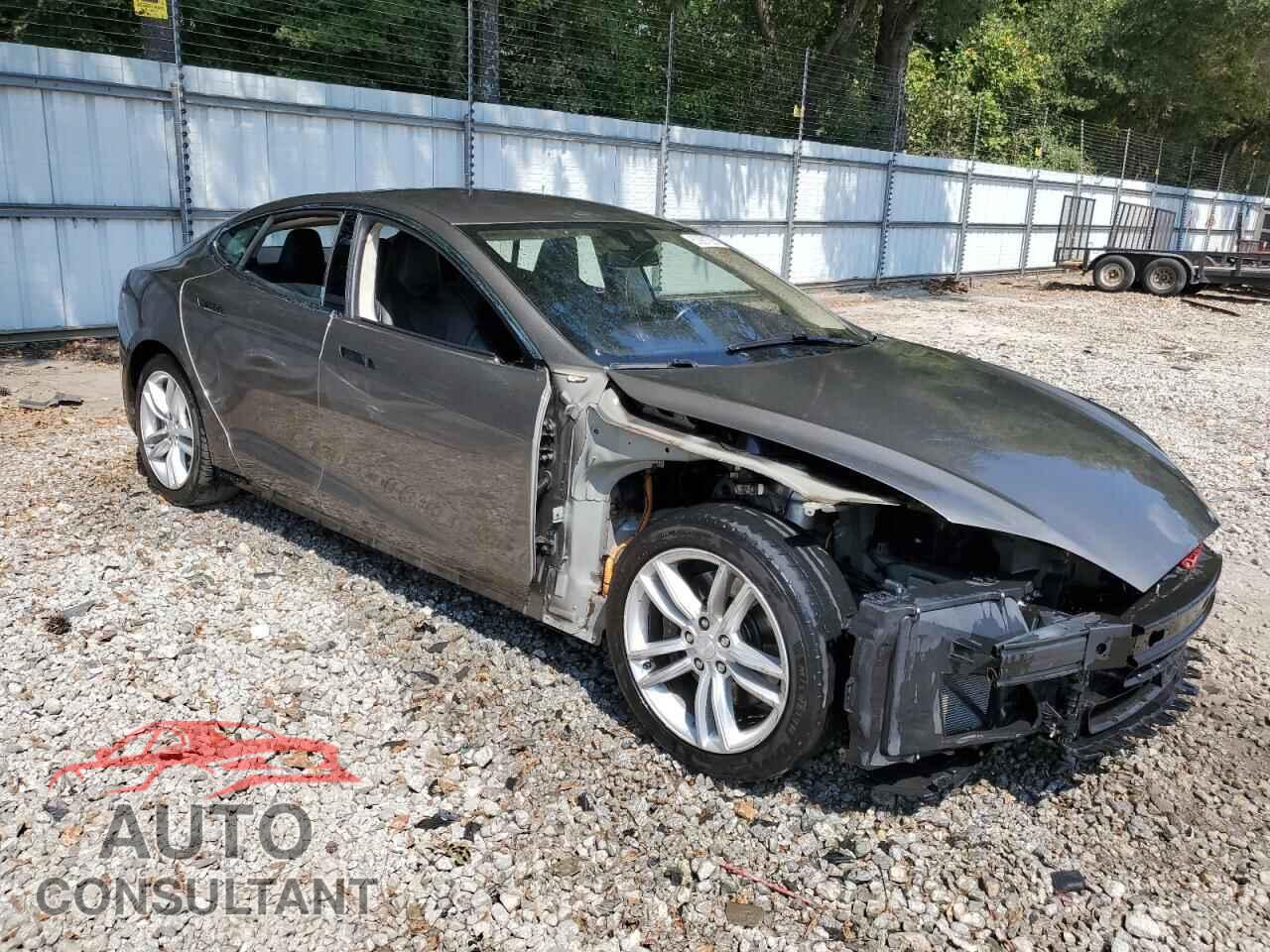 TESLA MODEL S 2015 - 5YJSA1E25FF102636