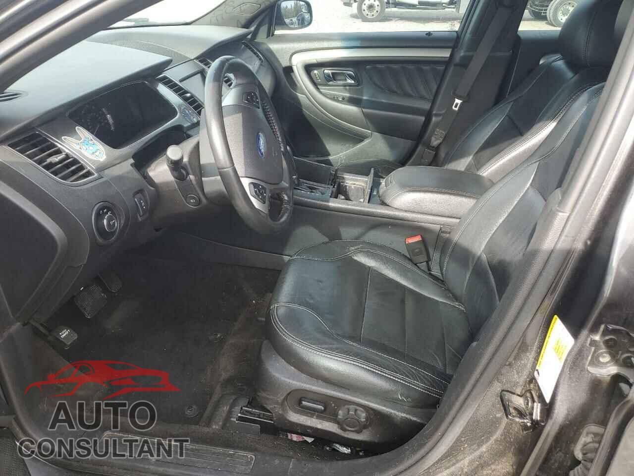 FORD TAURUS 2015 - 1FAHP2E85FG130452