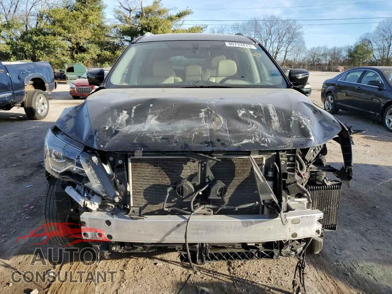NISSAN PATHFINDER 2017 - 5N1DR2MN2HC623716