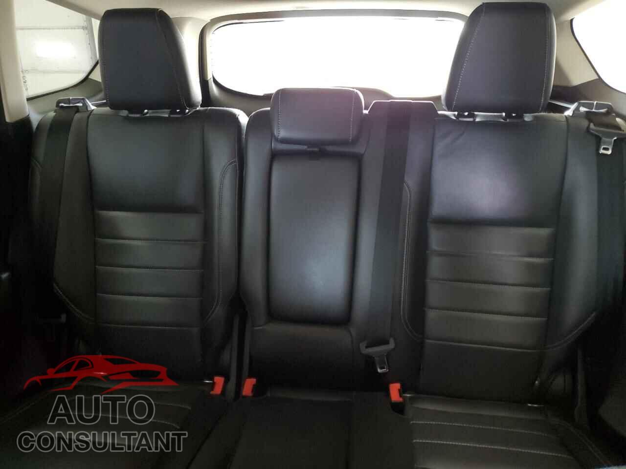 FORD ESCAPE 2015 - 1FMCU9GX8FUB73626